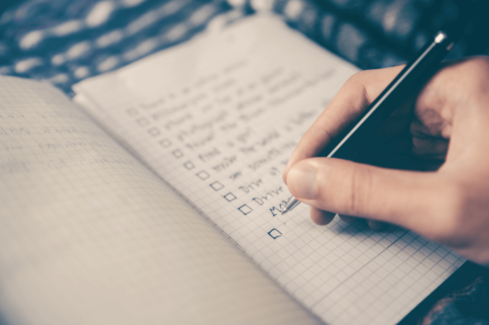 financial-literacy-month-topics